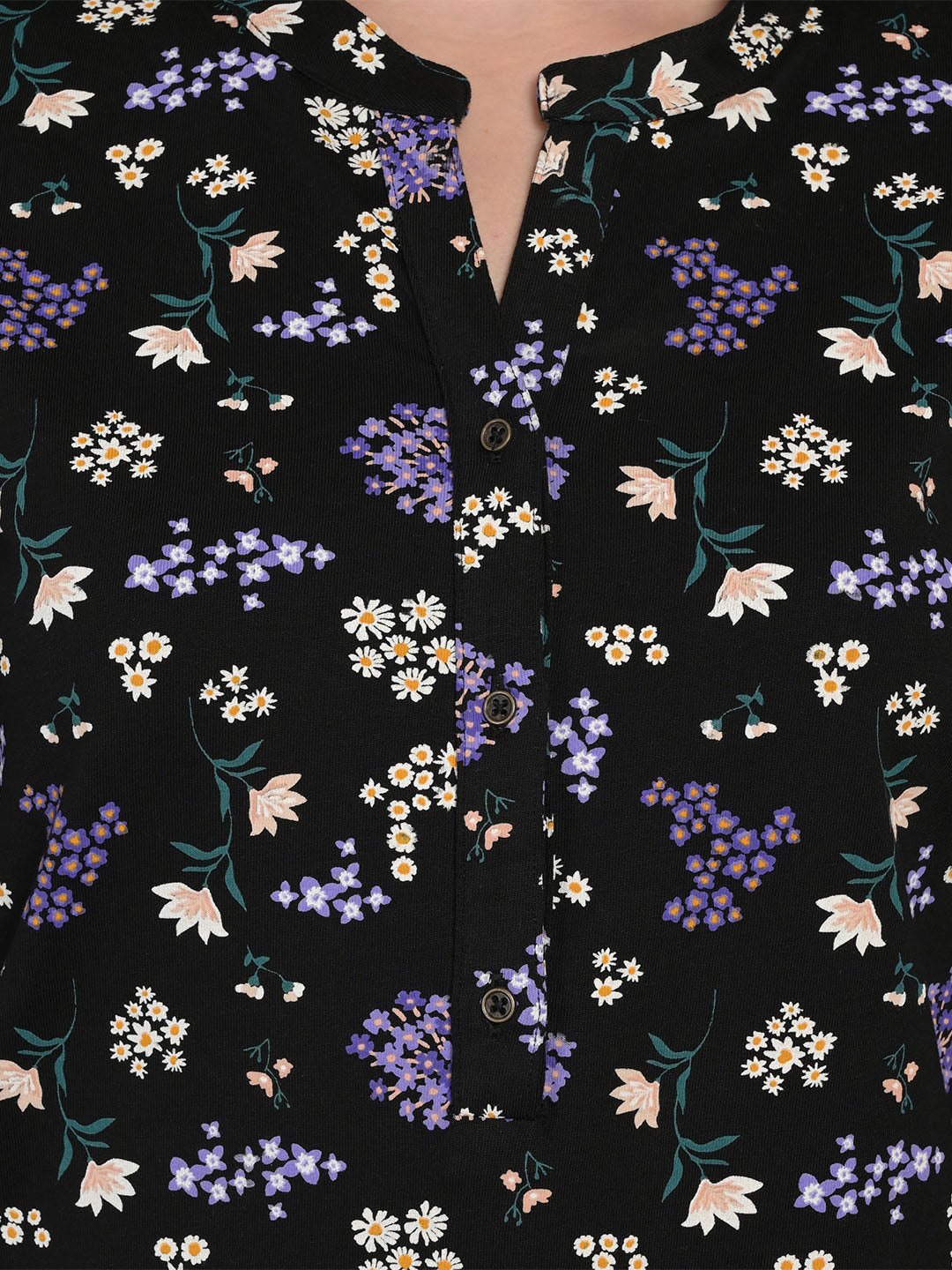 V Neck Black 3/4 Sleeve Short Kurti