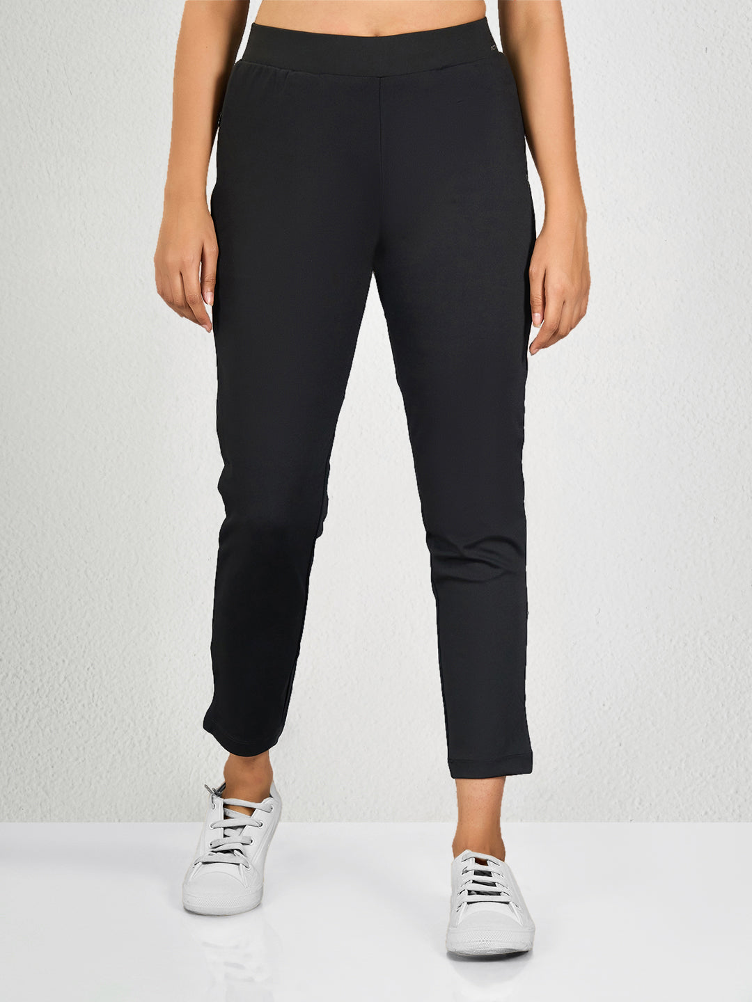 Black Solid Yoga Pants for Women