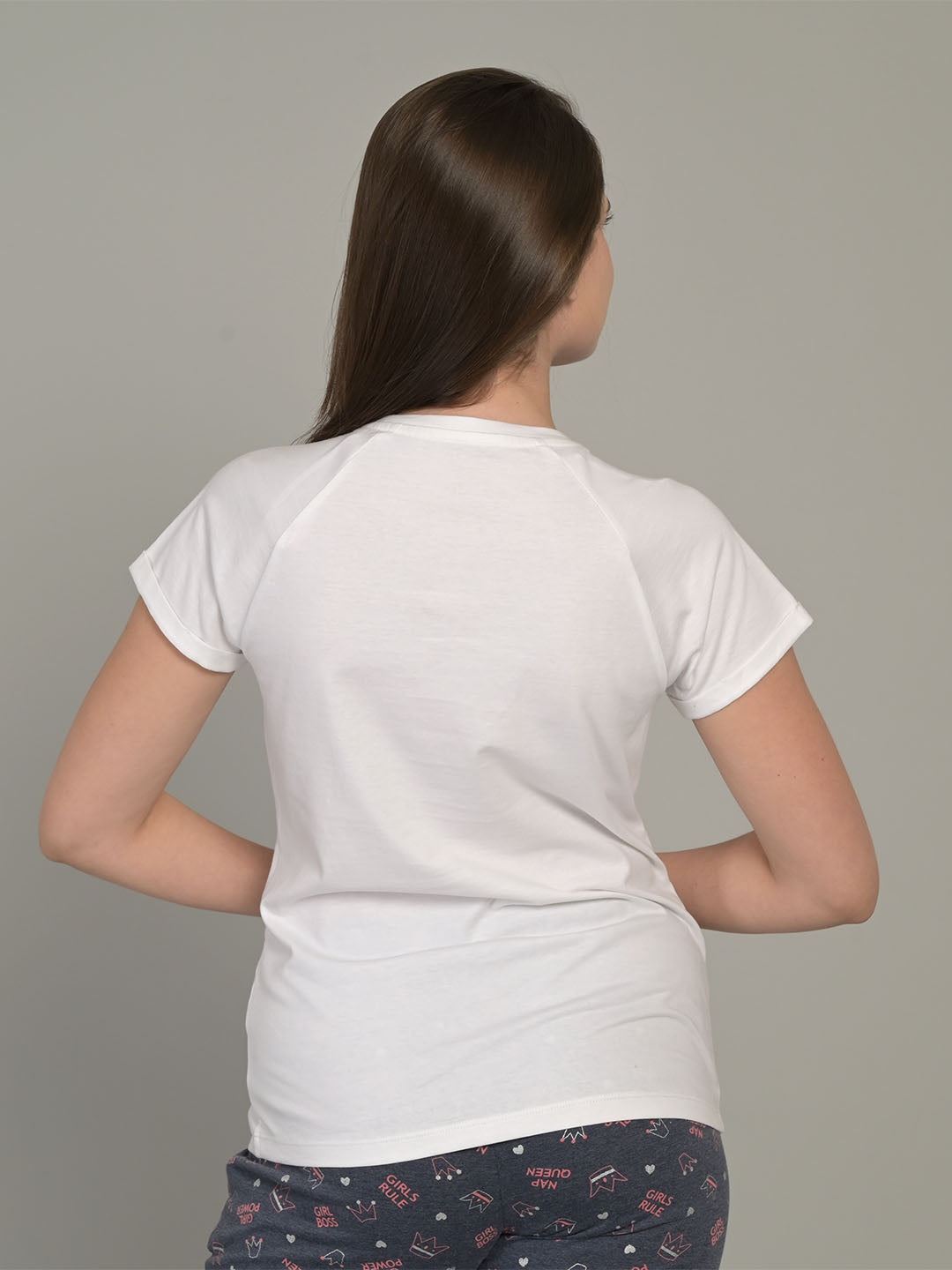 Round Neck White Half Sleeve T-Shirt