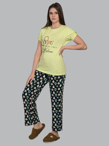 Round Neck Green Half Sleeve Tshirt & Pyjama Set