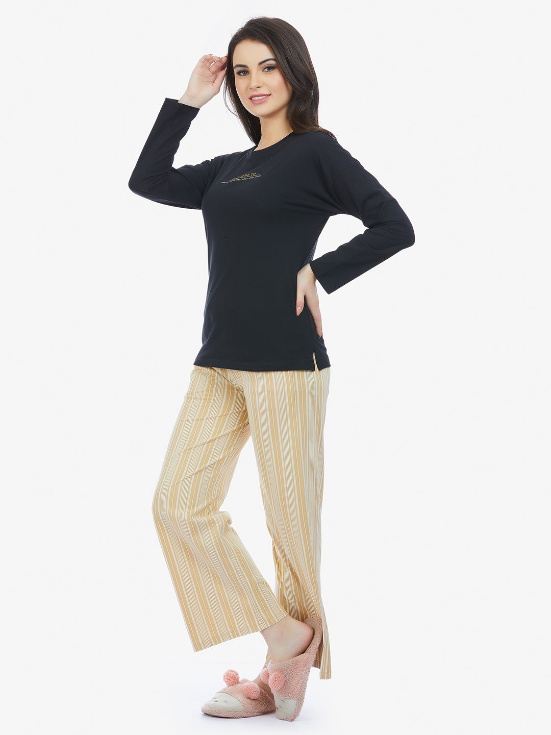 Maysixty Women Black Full Sleeve T-Shirt & Pyjama