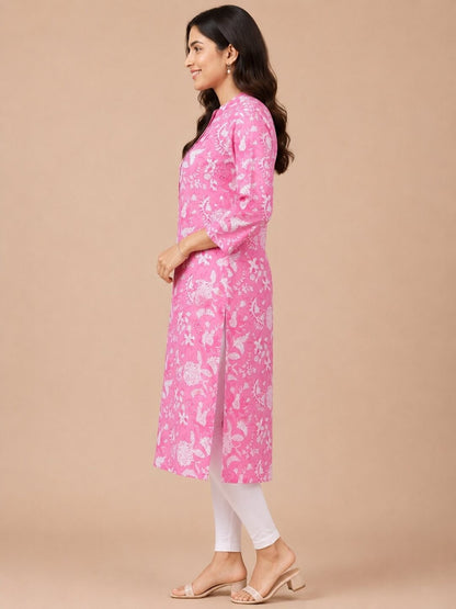 Women's Printed Casual Wear Cotton Blend Kurta - Pink