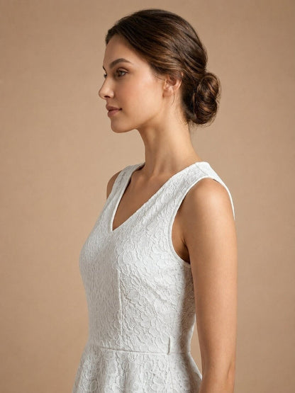 Women's Textured Peplum Lace Top - White