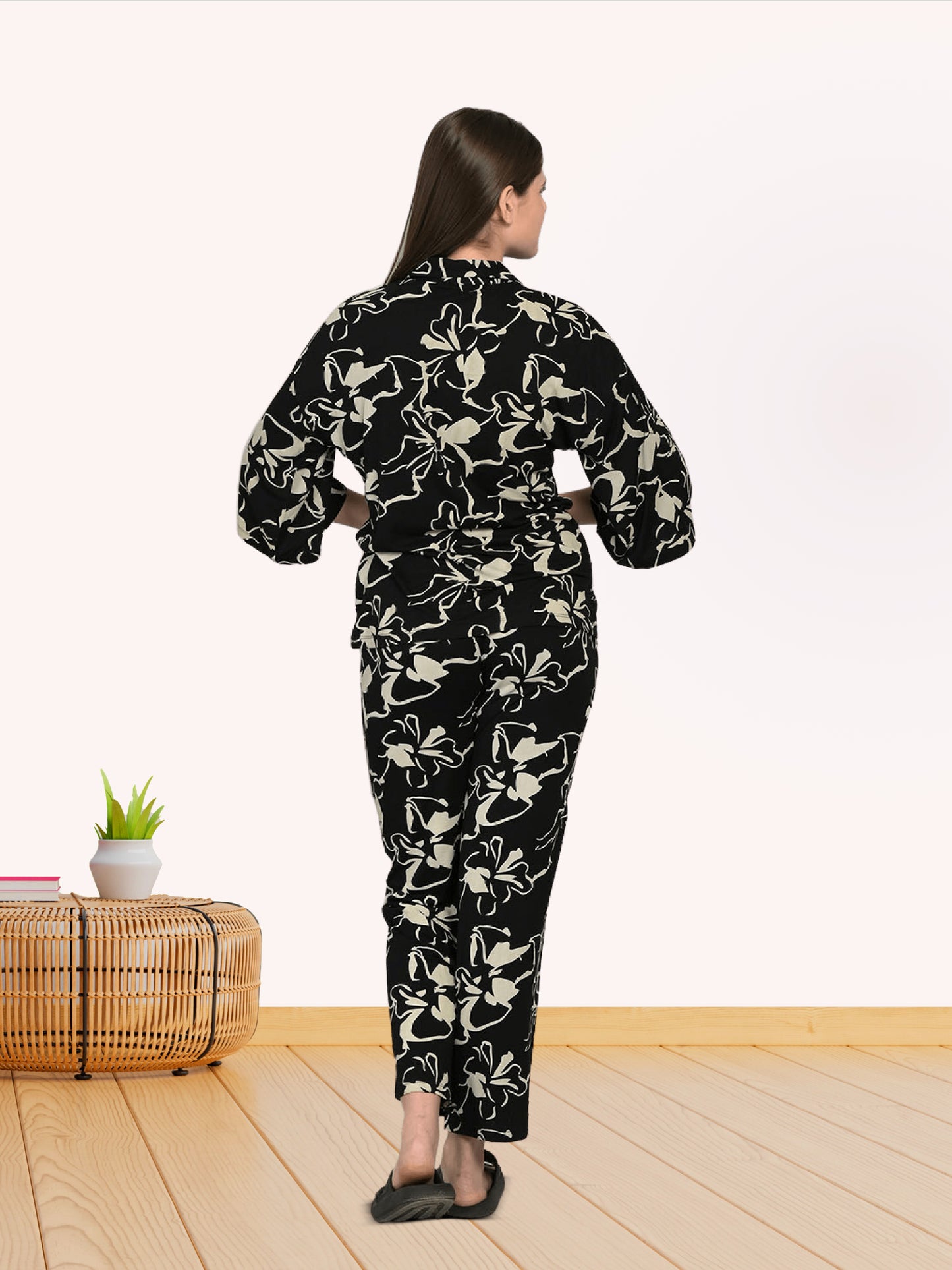 Black 3/4Th Sleeve Top & Pyjama Set