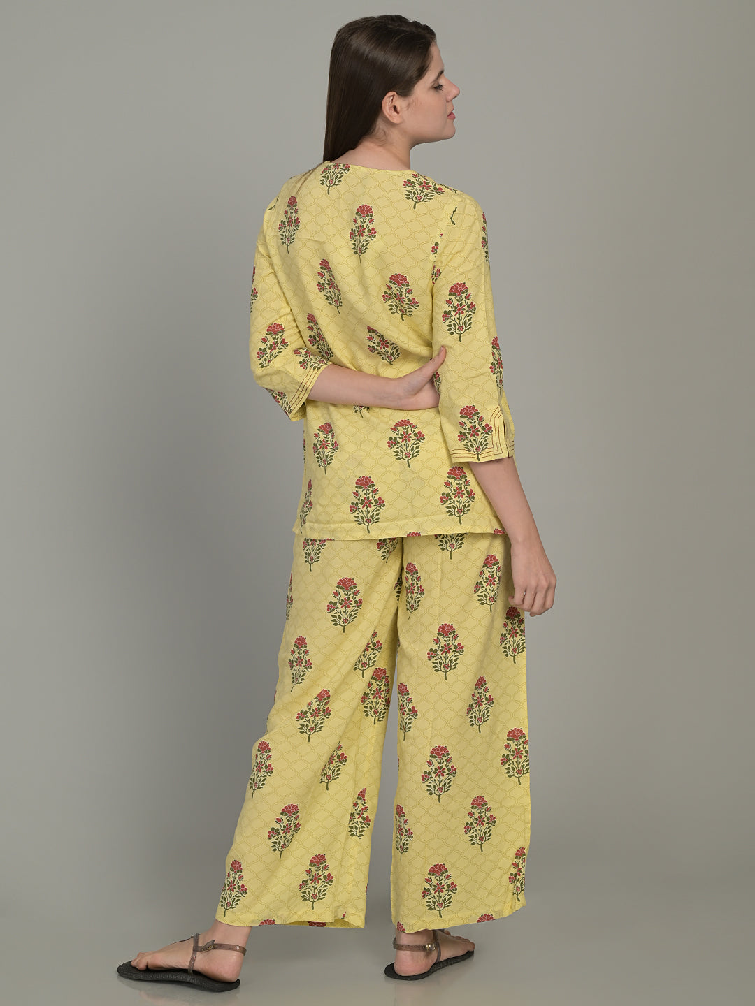 V Neck Yellow 3/4Th Sleeve Printed Co-Ord Set