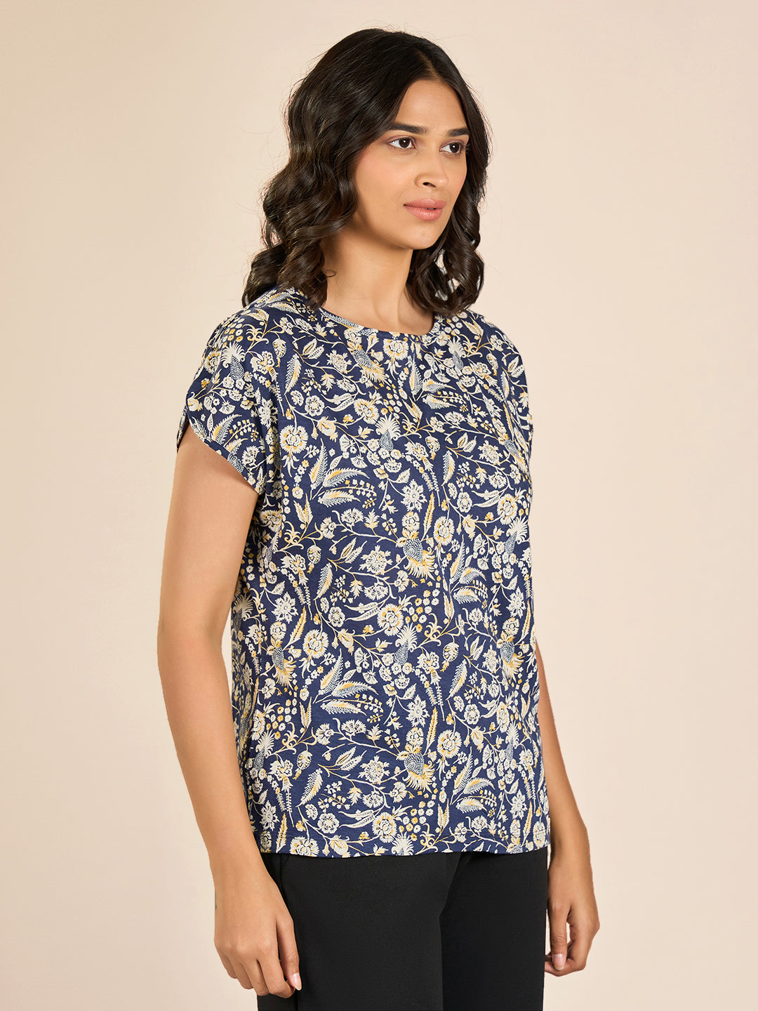 Blue Round Neck Shorts Sleeve Printed T-Shirt