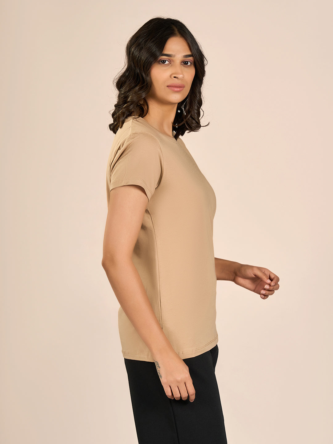 Brown Round Neck Shorts Sleeve Solid T-Shirt