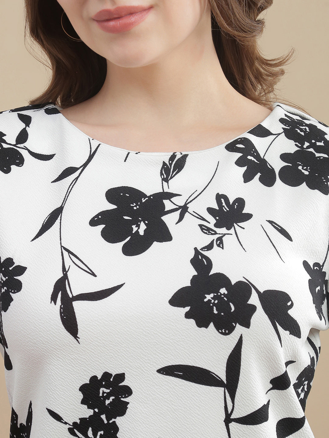 Womens Floral Printed Shift Dress With Placket And Button Detail - Whit