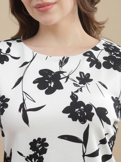 Womens Floral Printed Shift Dress With Placket And Button Detail - Whit