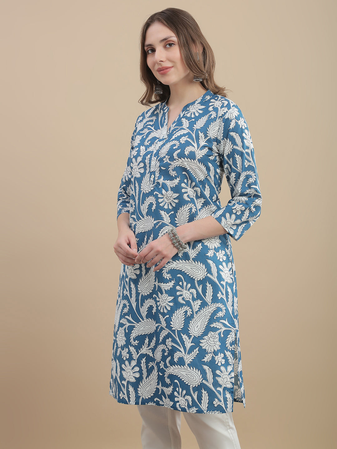 Womens Woven Paisley Print Kurta Mandarin Collar 3/4 Sleeves Regular Fit- Sky Blu